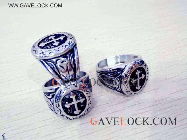 Fashion Design Stainless Steel Ring On Sale